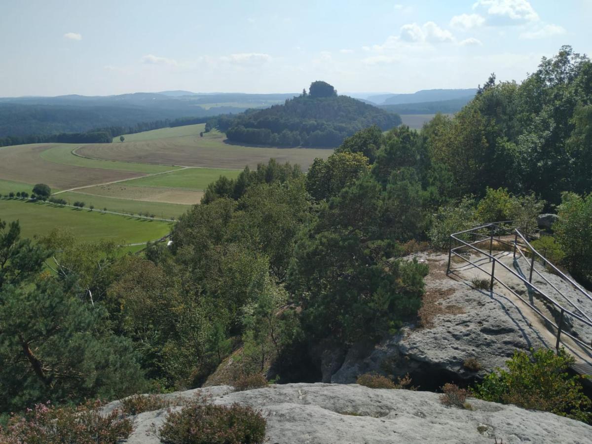 Schoena Urlaub Luaran gambar